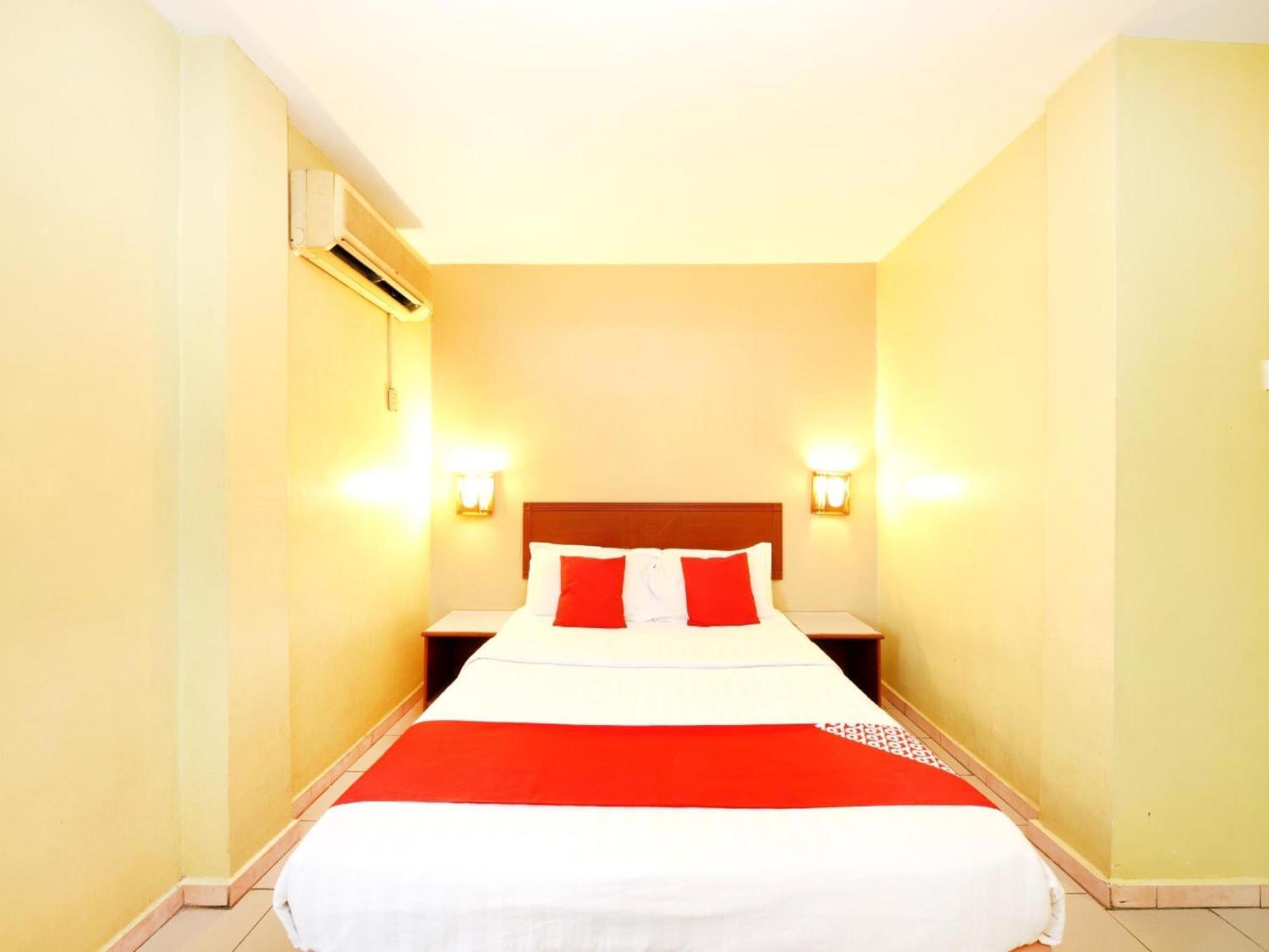 OYO 447 Comfort Hotel Meru Klang Exterior foto
