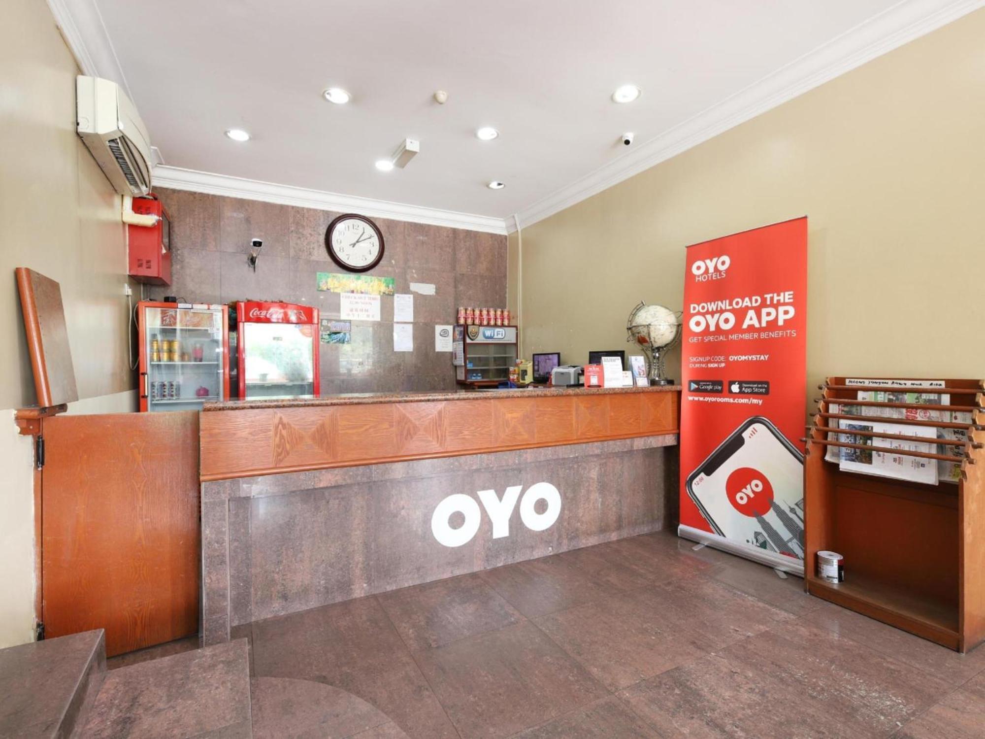 OYO 447 Comfort Hotel Meru Klang Exterior foto